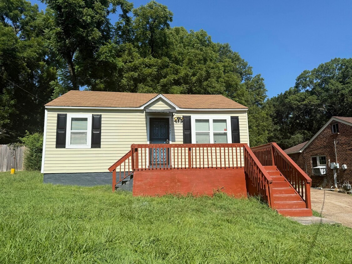 Foto principal - 3637 Winston Dr