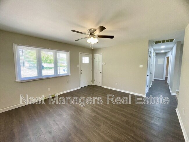 Building Photo - 6005 Blairmore Pl
