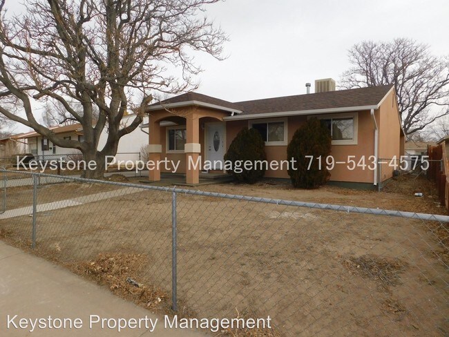 Building Photo - 3 br, 1 bath House - 3120 Skyview Avenue