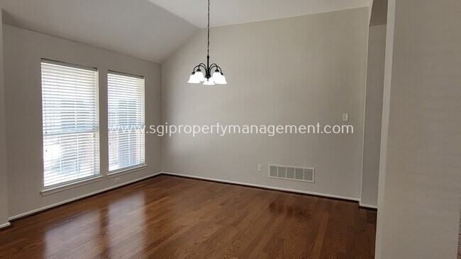 Photo - 1403 Lighthouse Ln