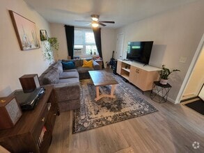 Building Photo - 524 Ryers Ave