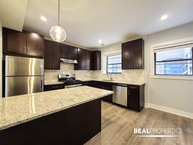Foto del edificio - 2 bedroom in EVANSTON IL 60202