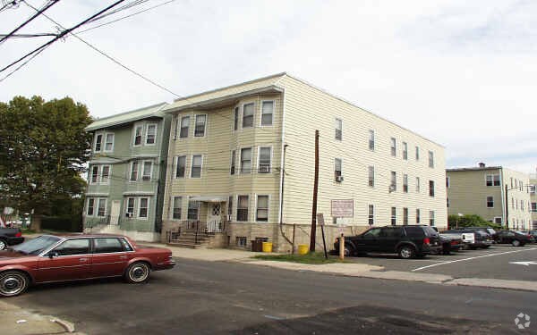 Foto del edificio - 19 Kingsland Ave