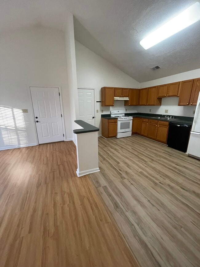 Building Photo - 409 Colby Ridge Blvd