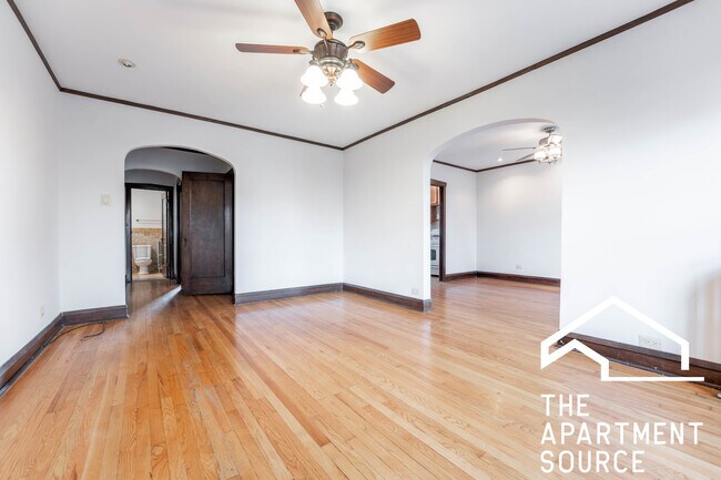 Foto del edificio - 1711 W Belle Plaine Ave