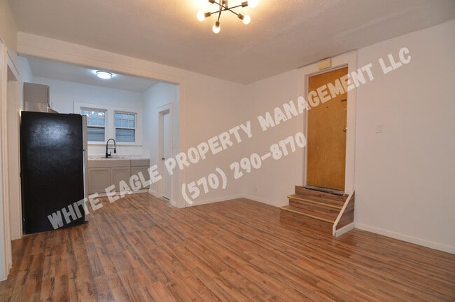 Photo - 12 Lake St Apartment