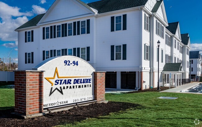 Star Deluxe Milford