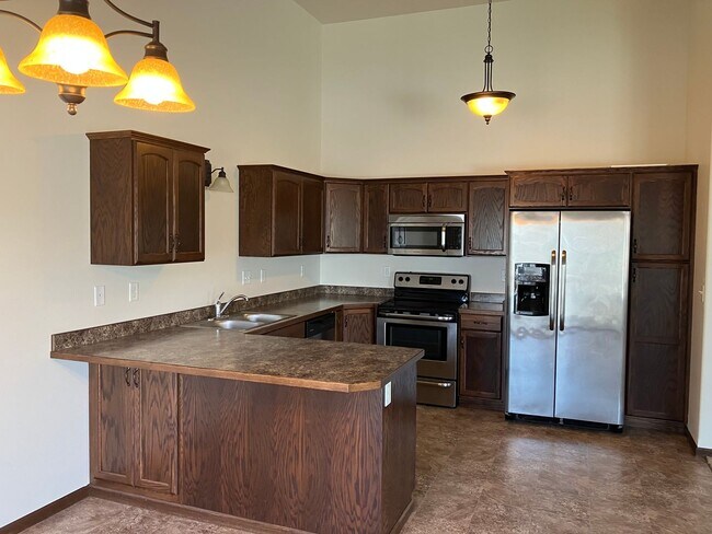 Foto del edificio - 3 Bed 3 Bath Twin Home