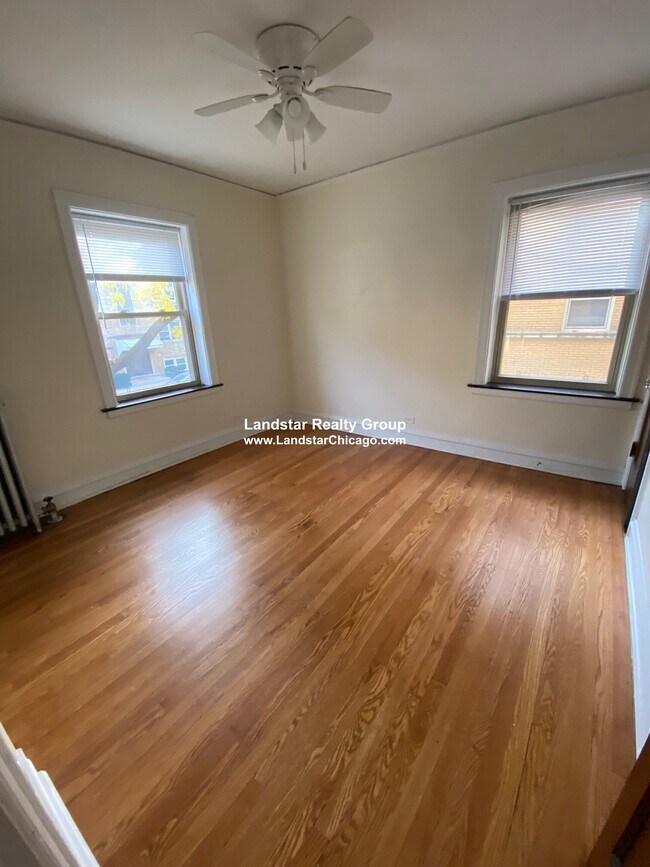 Foto del edificio - 5238 N Rockwell St