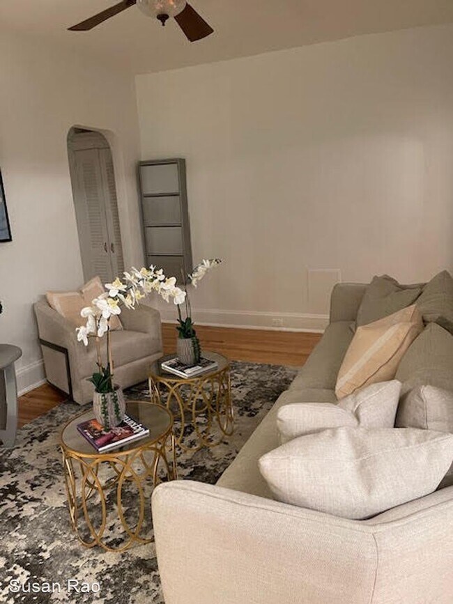 Foto del edificio - 1 br, 1 bath House - 115 D ST SE #201