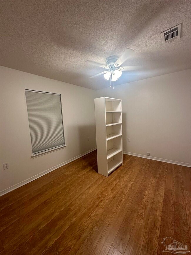 Building Photo - 808 Wickwood Cir