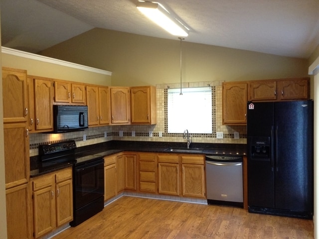 Building Photo - 283 Deer Creek Dr