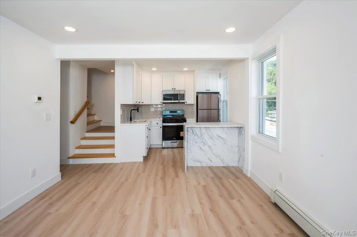 Foto principal - 192 Grand St