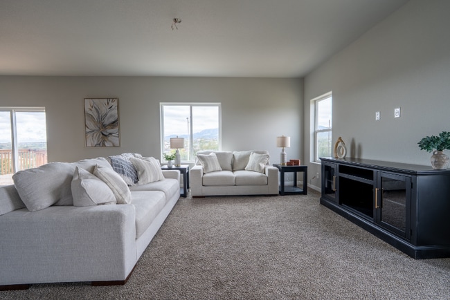 Building Photo - 1594 Grand Overlook St