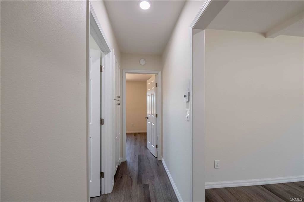 Foto principal - 5341 Cedros Ave
