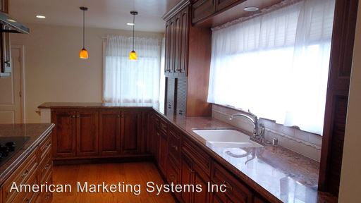 Building Photo - 298 Alameda de las Pulgas