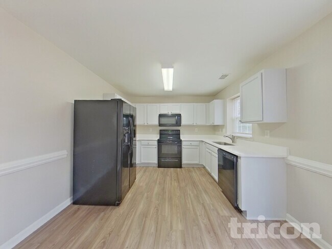 Building Photo - 337 Winding Canyon Dr