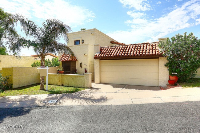 Building Photo - 1751 E Frier Dr