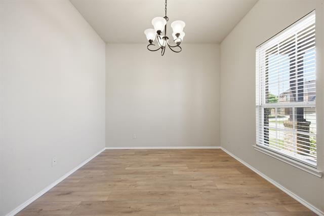 Foto del edificio - 1445 Bateman Ln