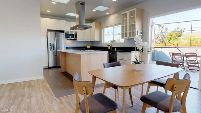 Building Photo - 1 br, 1 bath House - 2303 West Blvd Privat...
