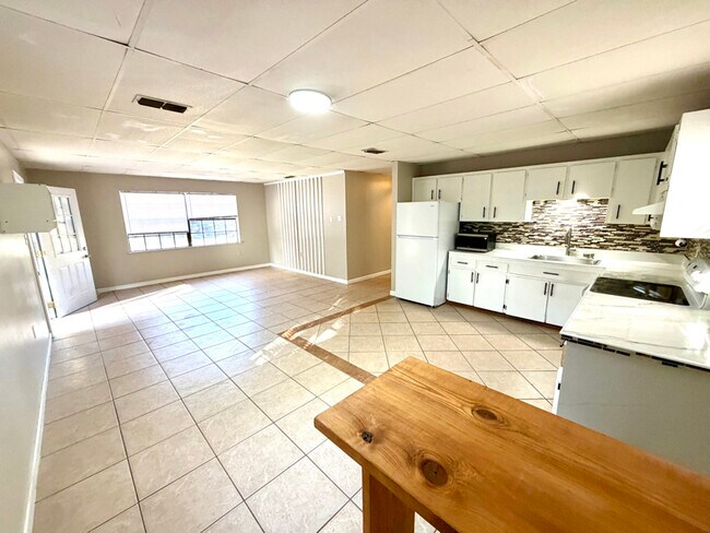 Foto del edificio - 2504 Ave O NW