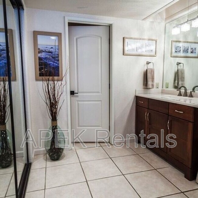 Foto del edificio - 2001 E Camino Parocela