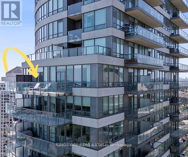 Building Photo - 2240 Lake Shore Blvd W