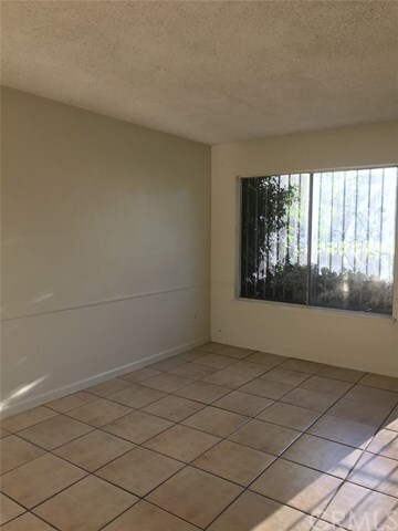 Building Photo - 7855 Juniper Ave
