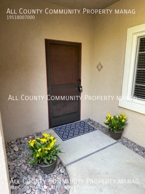 Foto principal - Remodeled 2 Bed, 2 Bath Condo in Murrieta!