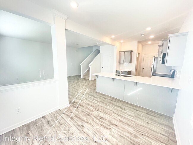 Building Photo - 3 br, 2.5 bath House - 110 Gaelic Drive