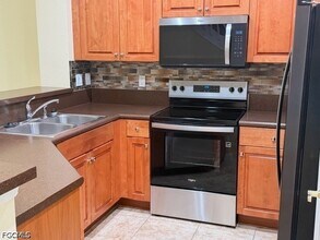 Building Photo - 8585 Athena Ct