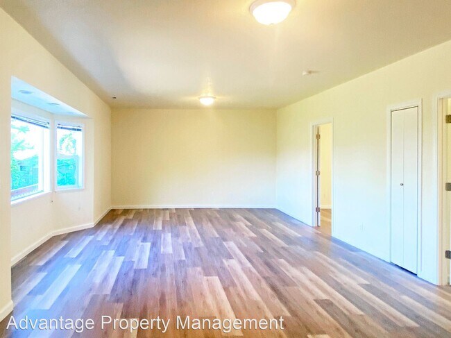 Building Photo - 3 br, 2 bath House - 2170 SW 71st Street