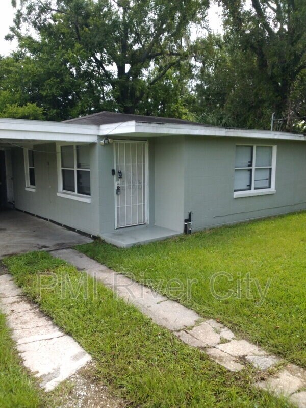 Foto principal - 5048 Broadway Ave