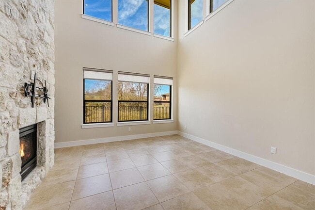 Building Photo - 509 Baylee Love Ln E