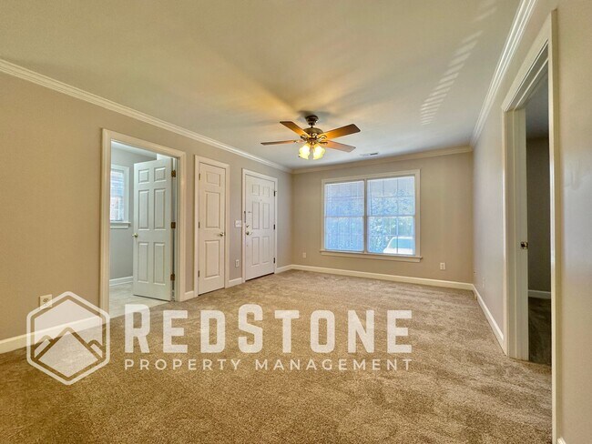 Foto del edificio - 2 Bed, 2 Bath - Triplex