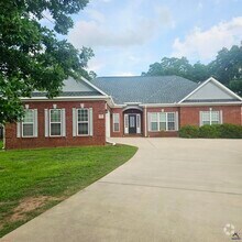Building Photo - 316 Montview Way