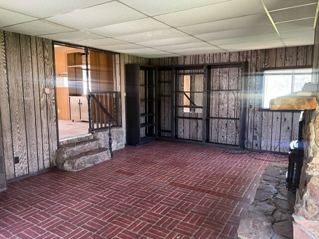 Foto del edificio - 105 Robbins Ln