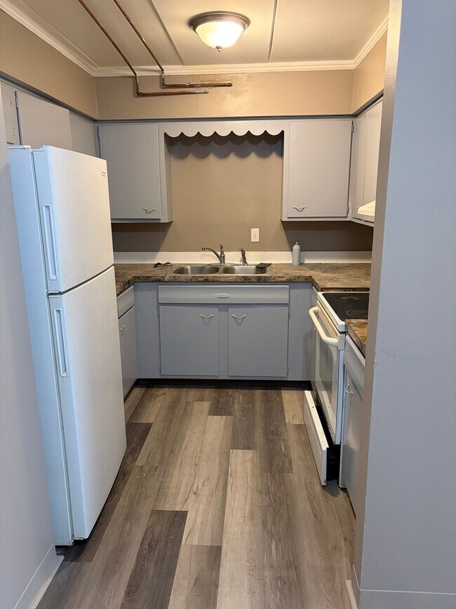 Foto del edificio - 9533 Mansfield Ave