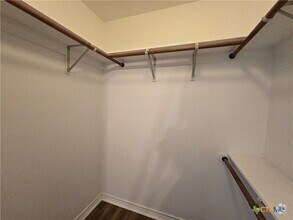 Building Photo - 109 Quail Run Dr