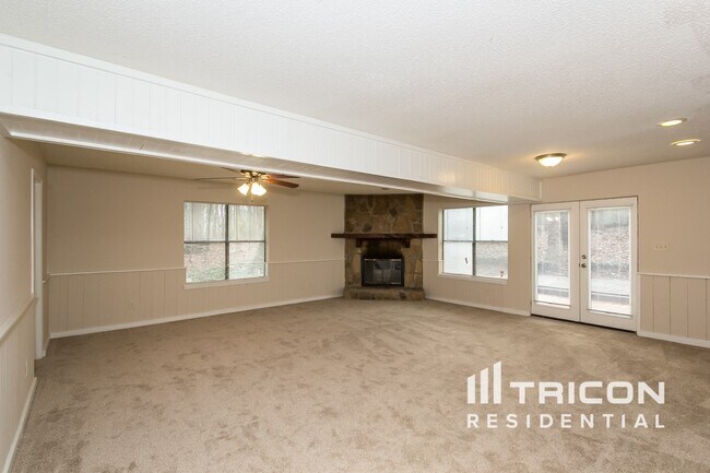 Building Photo - 830 Post Road Way Stone Mountain GA