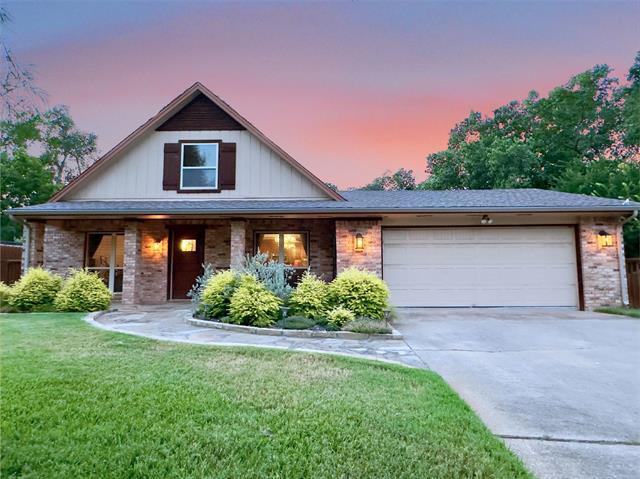 Primary Photo - 3024 Hillcrest Ct