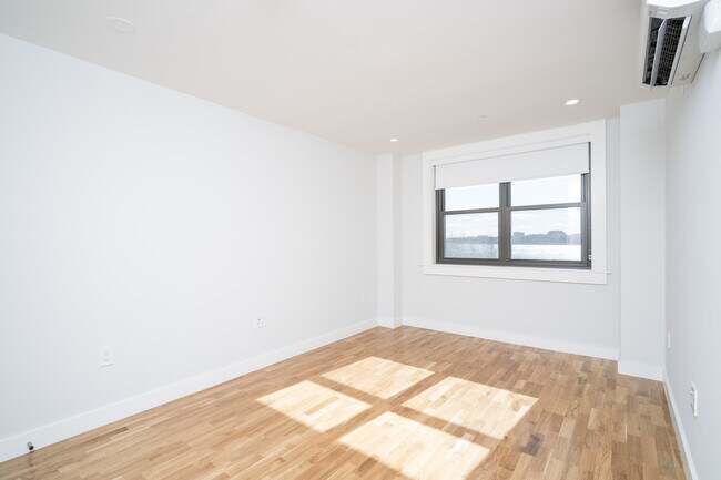 Foto del edificio - 1210 Columbia Rd