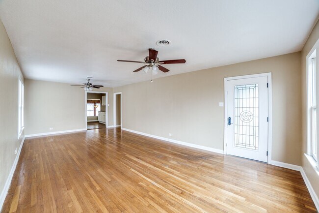 Foto del edificio - 3-BEDROOM HOME NEAR WOODLAWN LAKE, MONTICE...