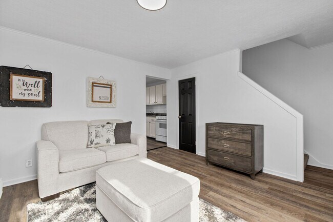 Foto del edificio - Charming 2-bedroom, 1-bathroom townhouse l...