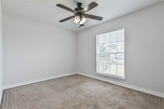 Building Photo - 911 Ruth Cir