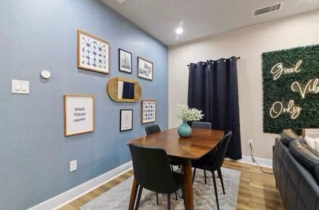 Foto del edificio - 2406 Truxillo St