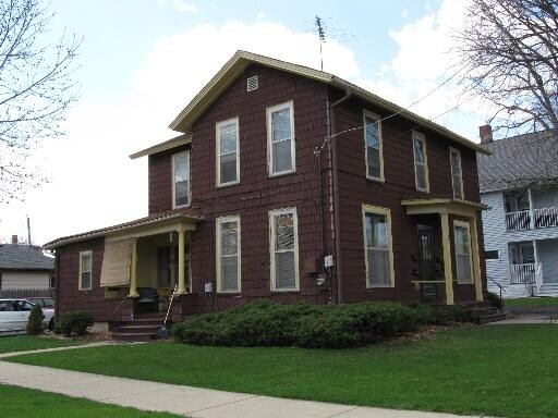 Primary Photo - 354 Spruce St