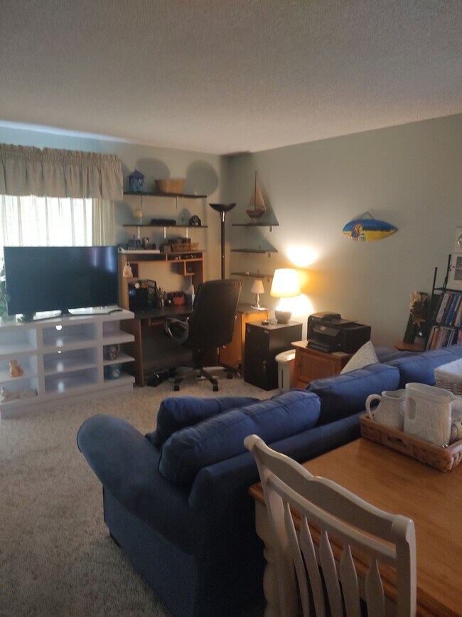 Foto del edificio - "$200 move in special! Charming 1-Bedroom ...