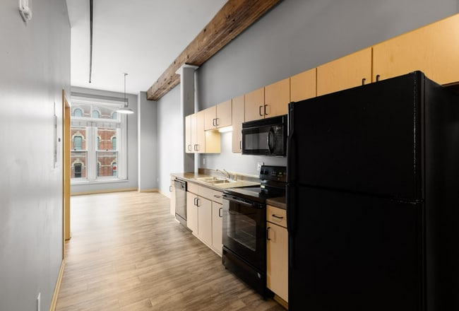 Interior Photo - Court Ave Lofts