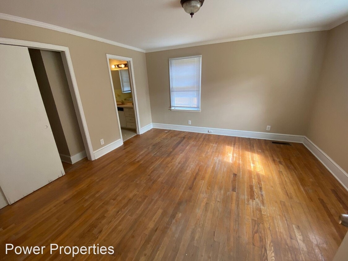 4 br, 2.5 bath House 1520 Tallassee Road House Rental in Athens, GA